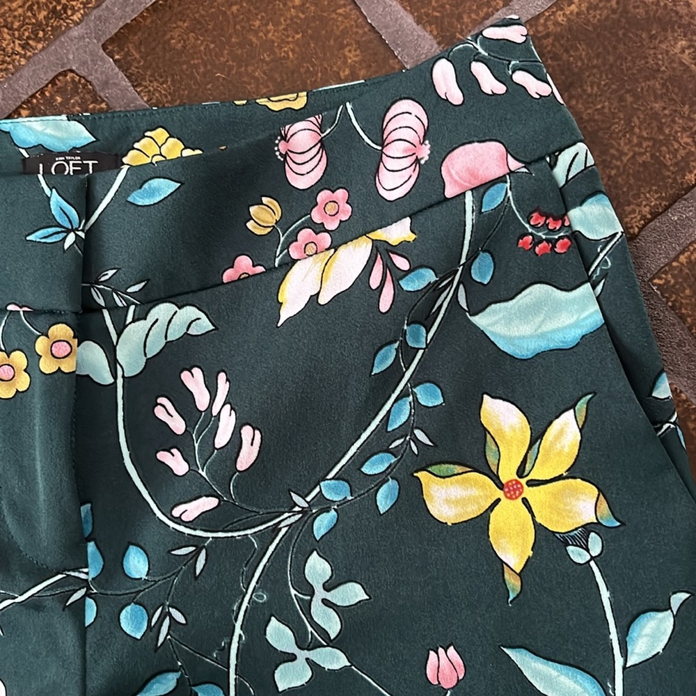 LOFT Green Multicolor Floral Print Trouser Pant - Picture 6 of 13